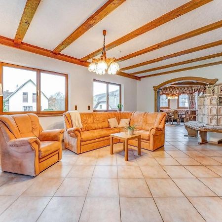 Spacious Flat In Adenau Near The N Rburgring Exterior foto